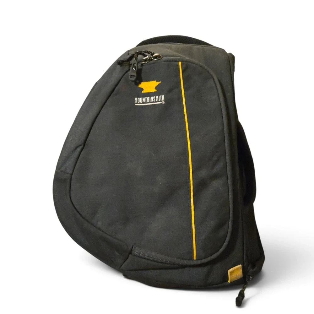 Mountainsmith Descent Camera Sling Bag OS Unisex Black Yellow Padded Strap Tech